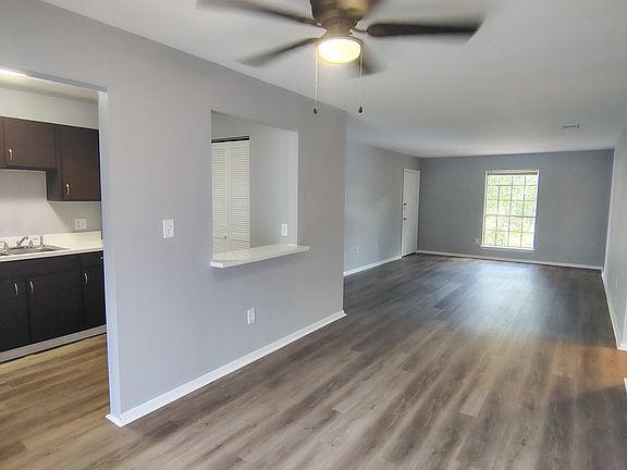 2nd image of 3630 Broad River Rd Unit 1