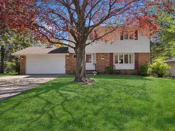 1910 Huron Ave, Roseville, MN 55113