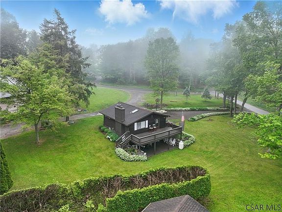 3rd image of 112 Ottawa Ln