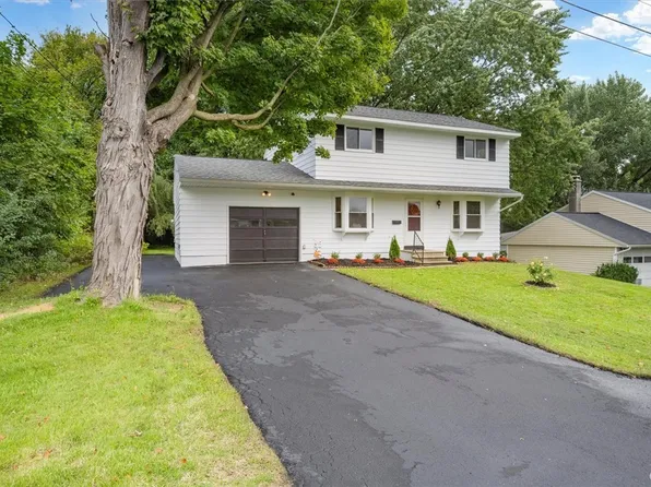 9 Balsam Cir, Whitesboro, NY 13492