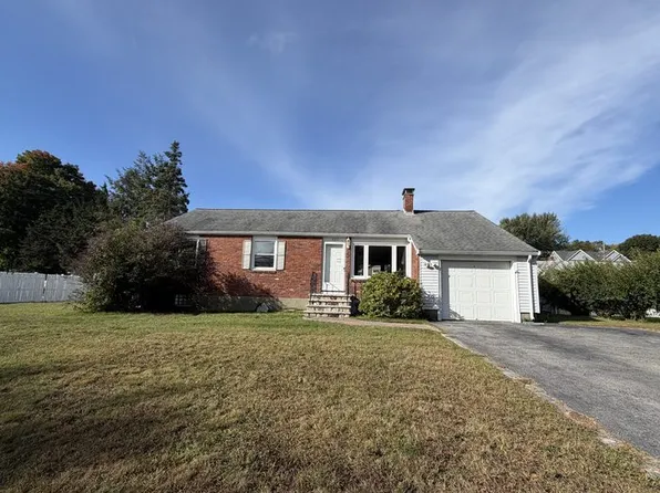 526 Trapelo Rd, Waltham, MA 02452