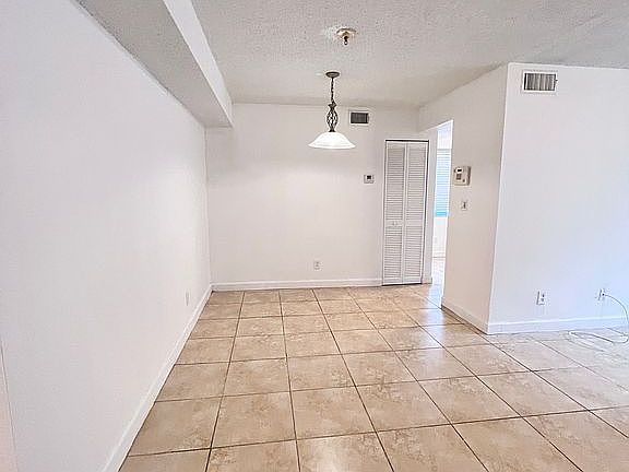 4th image of 11201 SW 13th St APT 104