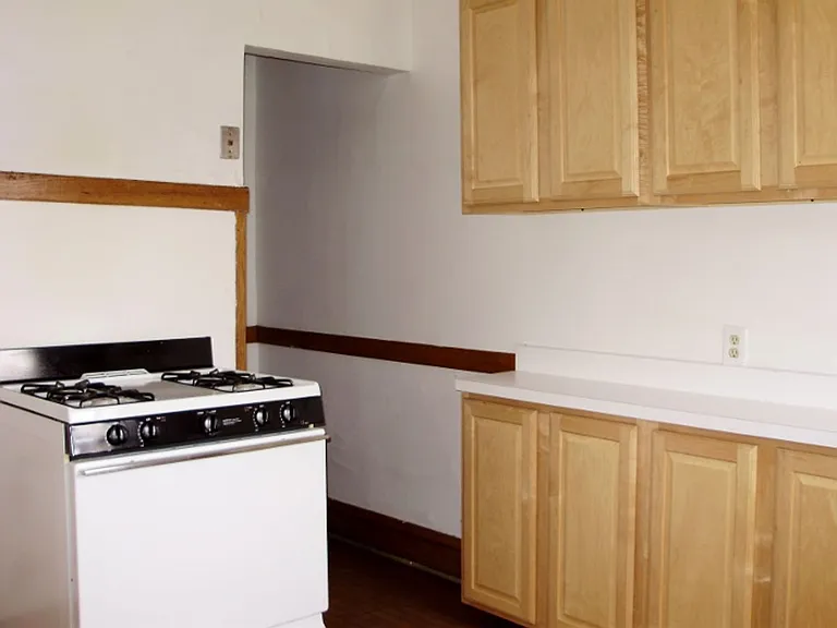 2748 N Mildred Ave #3 — Photo 3