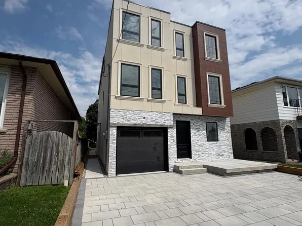 113 Grenfell St, Oshawa, ON L1J 4W1