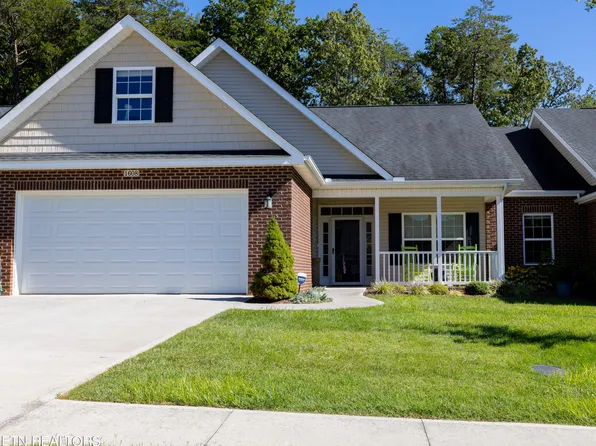 1608 Autumn Path Ln, Knoxville, TN 37918