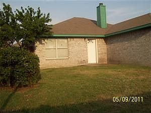 4th image of 217 Rosewood Ln