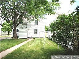 3rd image of 219 21st Ave N