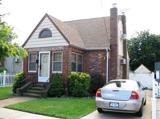 230 Nassau Pkwy, Oceanside, NY 11572