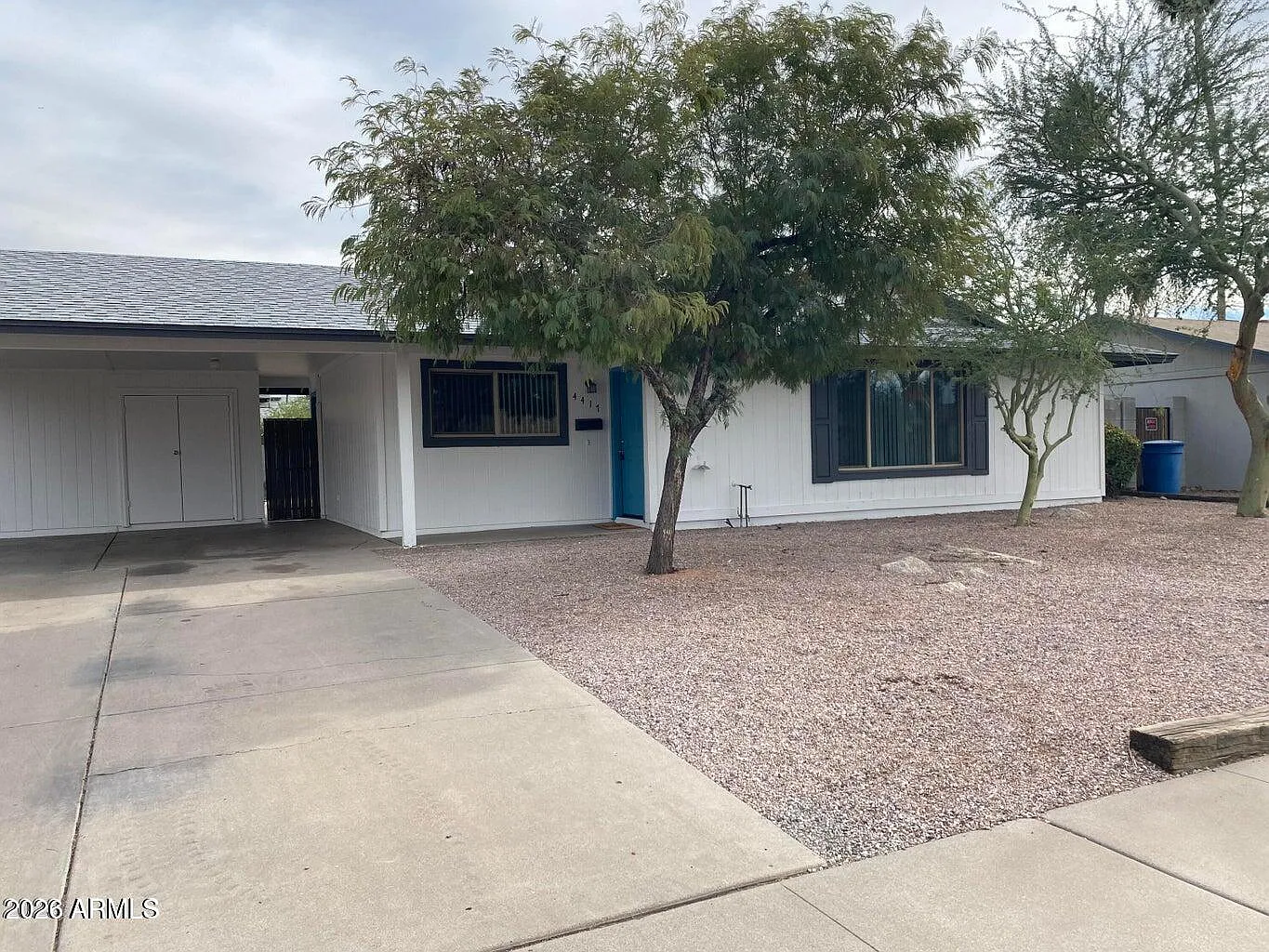4 bed, 2.0 bath, 1676 sqft, $2,395 — Photo 4