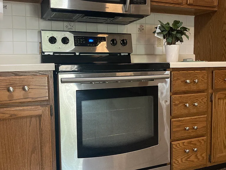 2150 Ridge Dr #12 — Photo 8