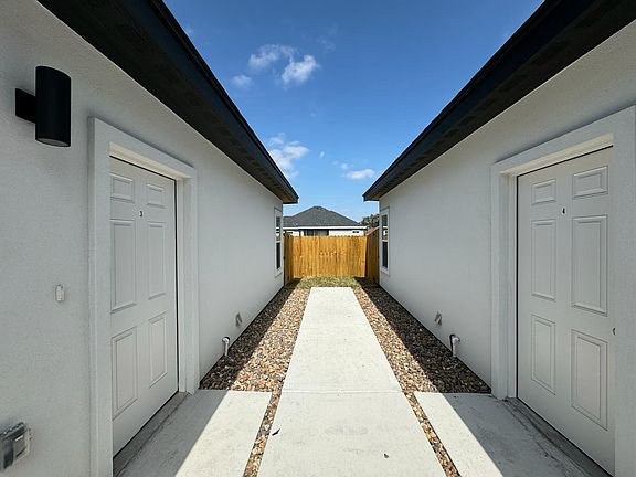 5th image of 1204 W Platinum Dr #4