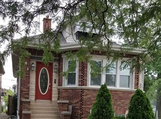 7945 W Sunset Dr, Elmwood Park, IL 60707