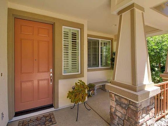 3rd image of 916 Lighthouse Dr