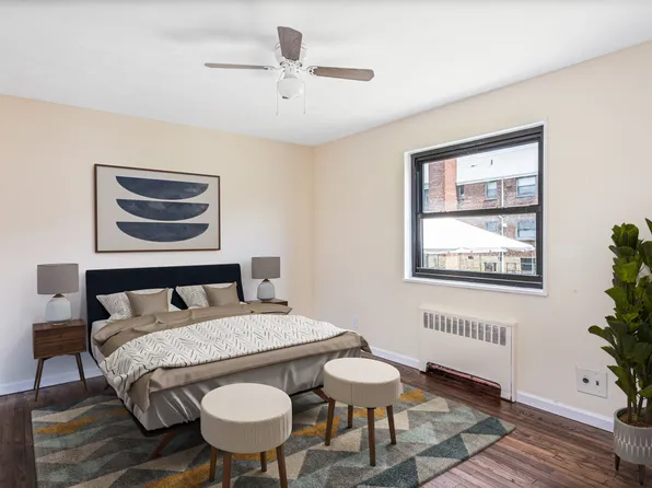 16-37 Utopia Parkway image 8 of 15