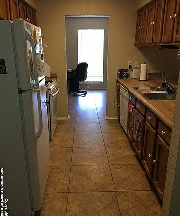 4th image of 5403 Timbervale St