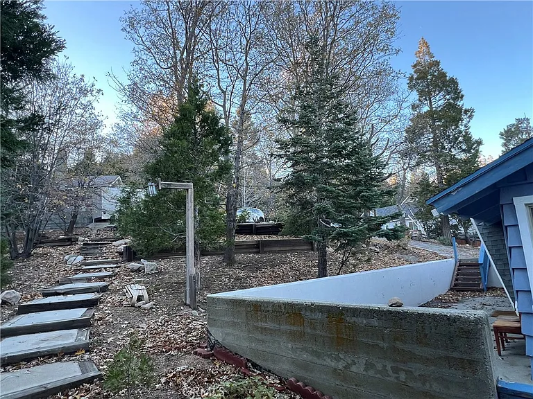 253 La Casita Dr — Photo 17