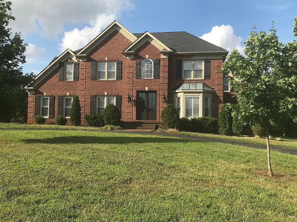 1st image of 900 Elmwood Ct