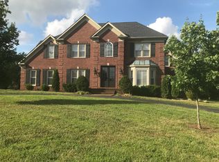 900 Elmwood Ct, Bowling Green, KY 42103