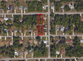 3902 3rd St W, Lehigh Acres, FL 33971