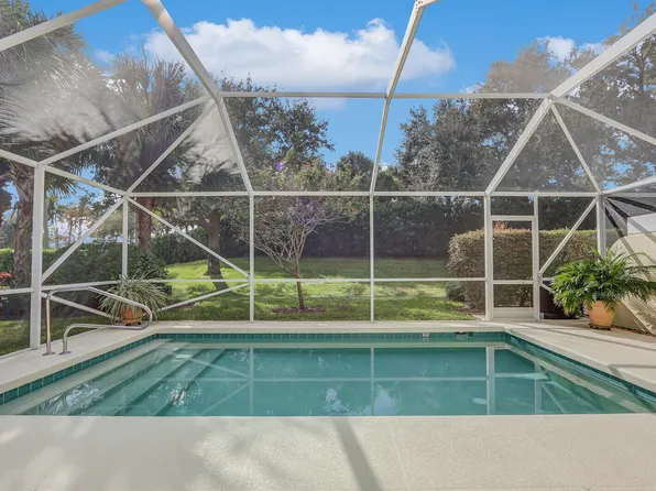 129 Euphrates Circle, Palm Beach Gardens, FL 33410