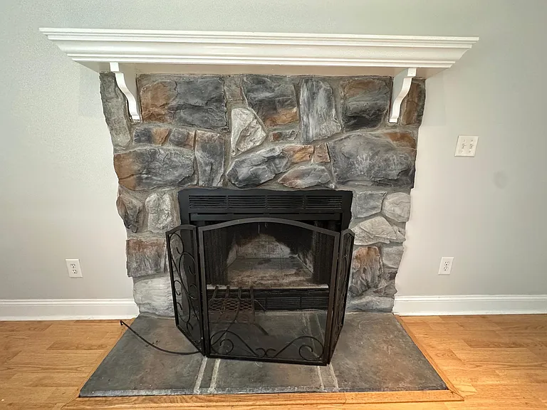145 Stoney Hill Ln — Photo 5