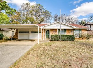 7521 Kell Dr, Fort Worth, TX 76112