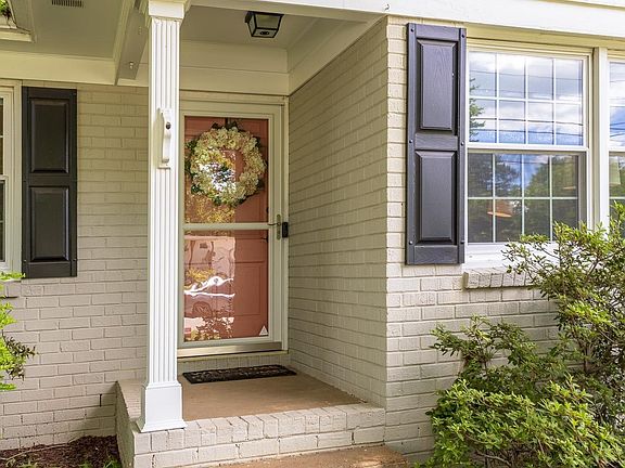 4th image of 11200 Hillwood Dr SE