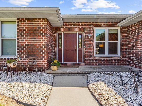 4th image of 3206 River Forest Hills Dr