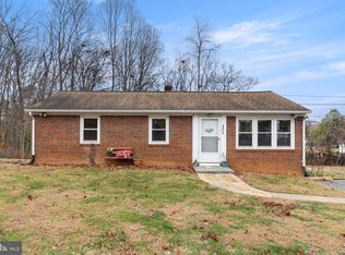 18318 Fox Mountain Ln, Culpeper, VA 22701