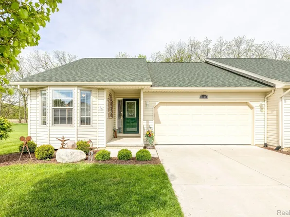 1865 Stoldt Ave, Imlay City, MI 48444