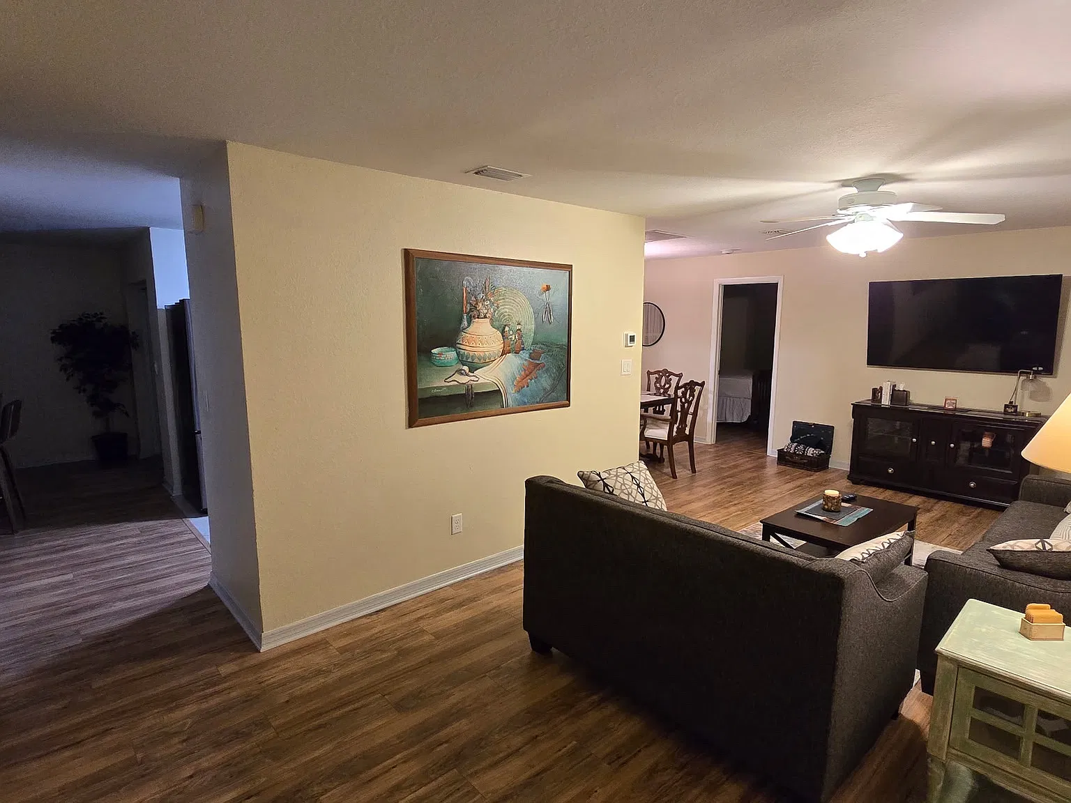 3 bed, 1752 sqft, $3,900 — Photo 2