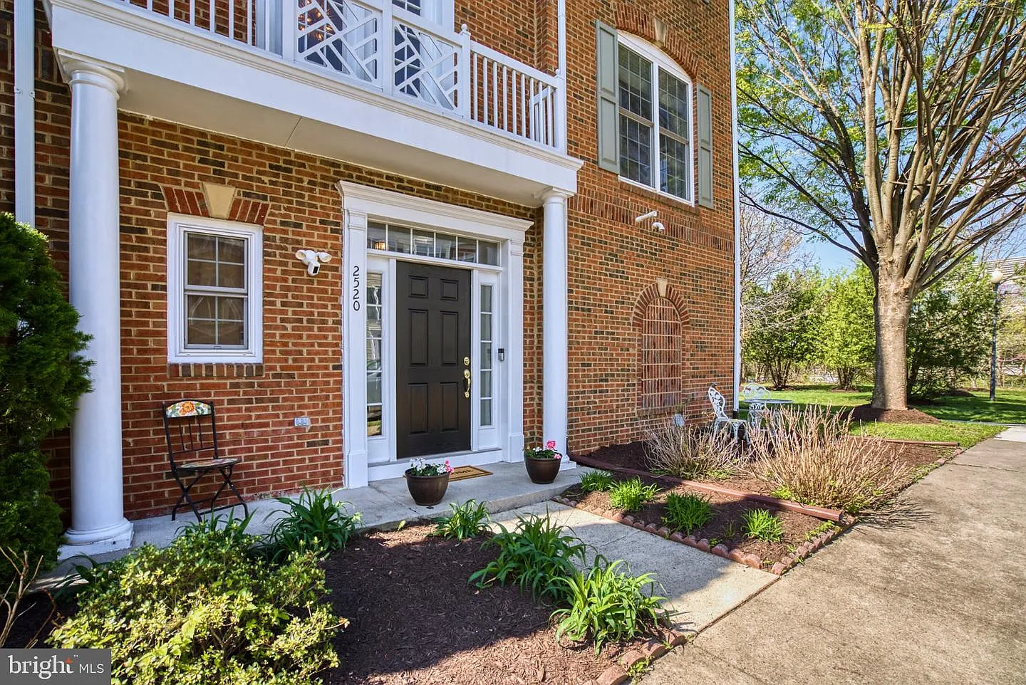 2520 Walnut Leaf Ln photo 1
