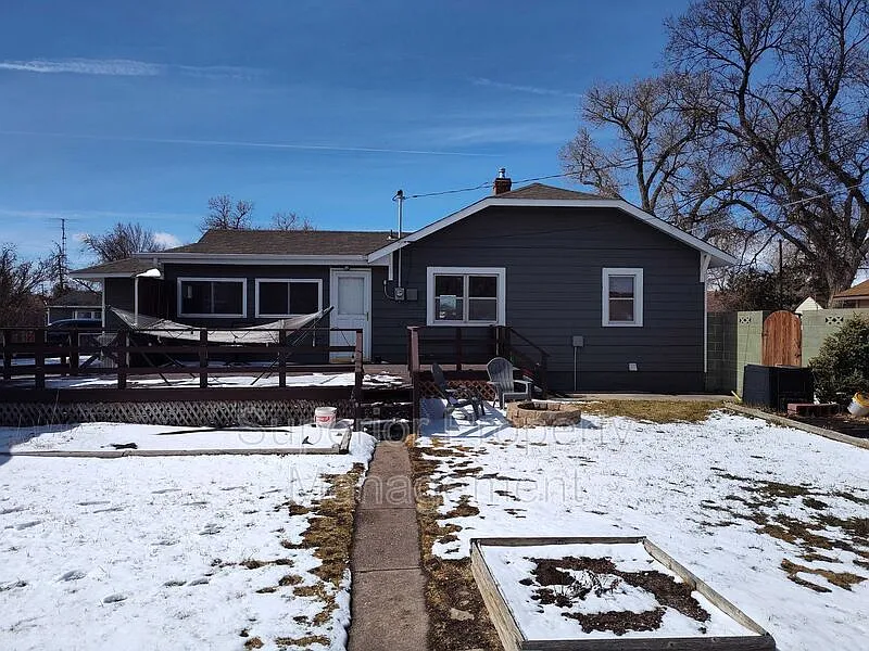 Building Photo - 611 Seymour Ave