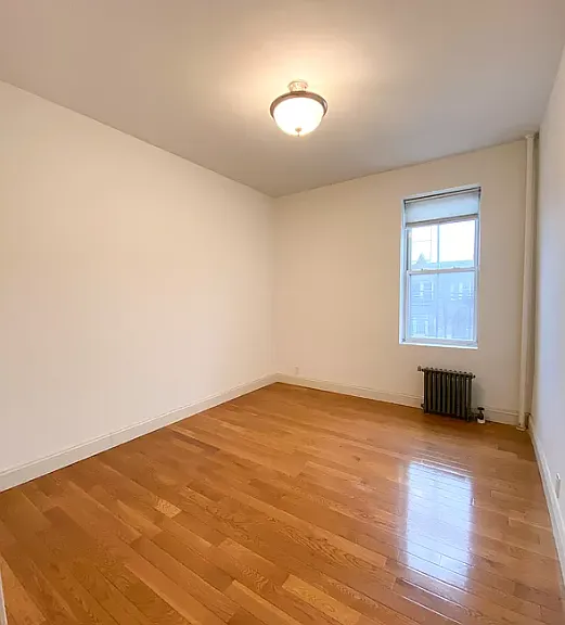 25-95 45th St #8 — Photo 3