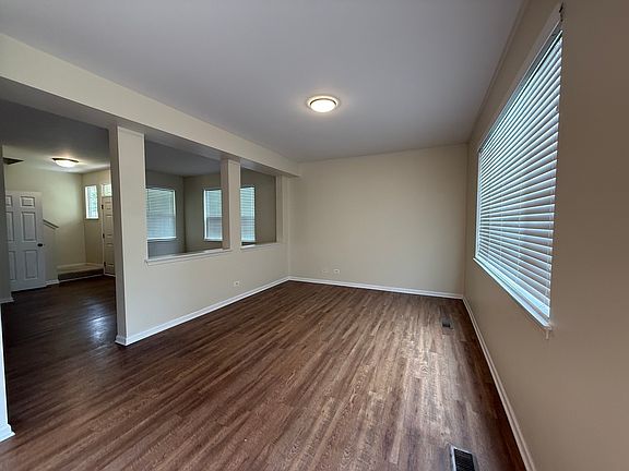 4th image of 591 W Kristina Ln