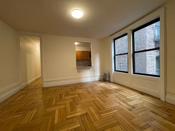 5th image of 66 Pinehurst Ave #3C3