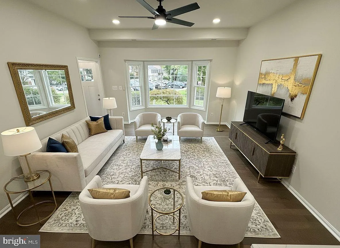 3 bed, 3.5 bath, 1996 sqft, $3,450 — Photo 1