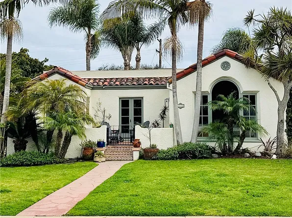 3821 Centraloma Dr, San Diego, CA 92107