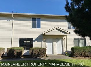 14008 SE Division St, Portland, OR 97236