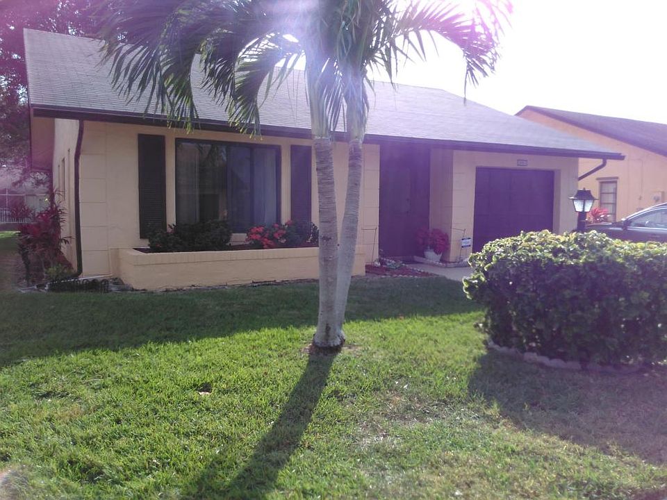 1st image of 6330 Lakemont Cir