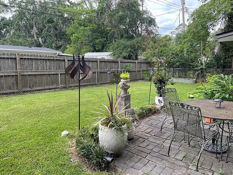 412 Delores Dr — Photo 15
