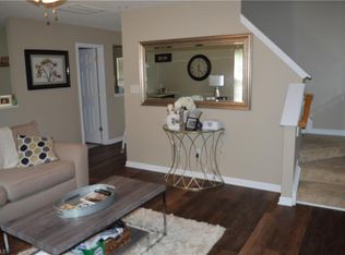 6053 Glen Way Dr, Winston Salem, NC 27107