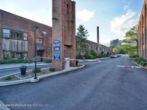 90 Bay Street Lndg APT 5I, Staten Island, NY 10301