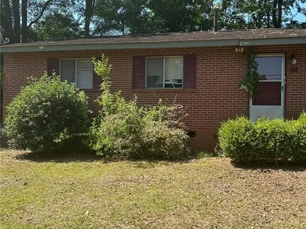 123 Lee Dr SE, Milledgeville, GA 31061