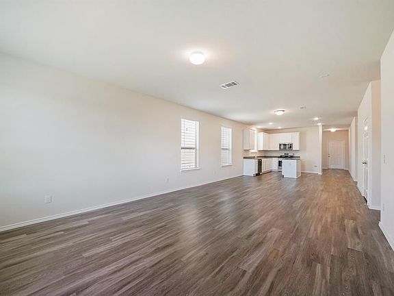 5th image of 1843 Gray Hawk Dr