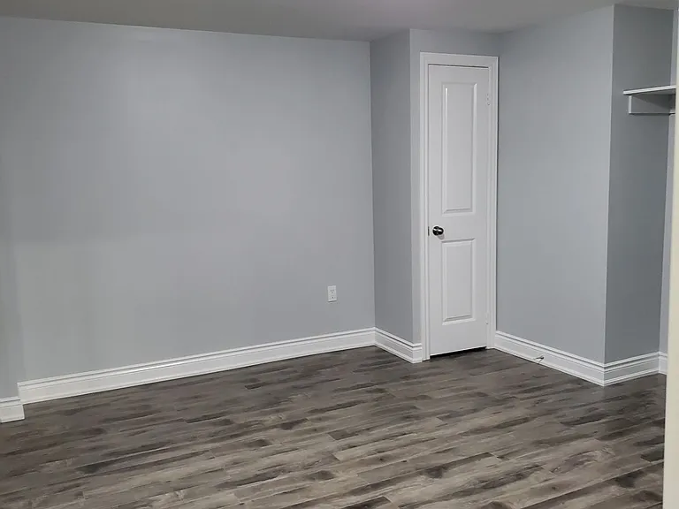 379 Trudeau Dr — Photo 4