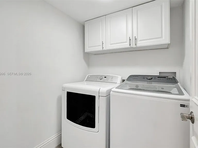 1000 Island Blvd #707 — Photo 28