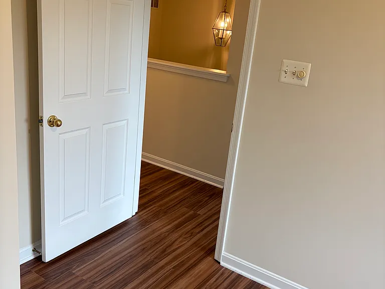 18340 Roy Croft Dr — Photo 30
