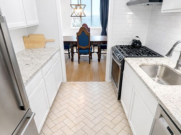 3rd image of 40 N Tower Rd APT 6G