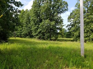 Young Rd, Salem, AR 72576